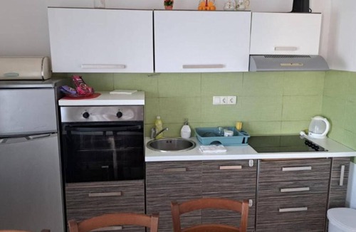 Stomorska Apartment | Two Bedroom Apartment With Terrace (Sidrana)