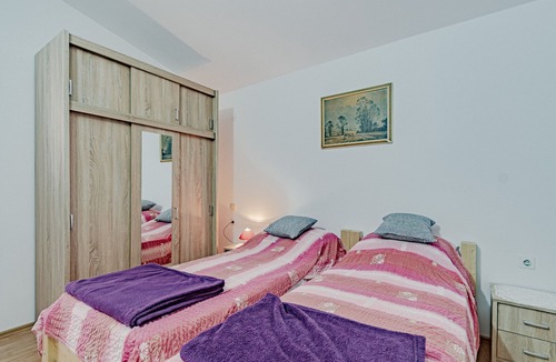 Dubrava Apartment | Two bedroom apartment near beach Luka Dubrava, Pelješac (A-14187-a)