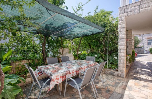 Rogoznica Apartment | Two bedroom apartment with terrace Rogoznica (A-10268-a)
