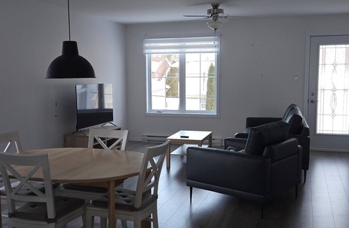 La Baie Apartment | Two-bedroom apartment in labaie