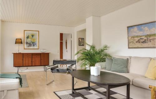 Tisvildeleje Apartment | Two-Bedroom Apartment In Tisvildeleje