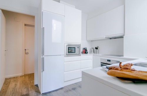 Sant Gervasi Apartment | Two bedroom apartment with terrace