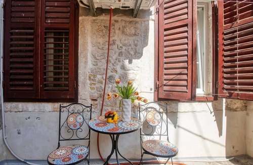 Grad Apartment | Two bedroom apartment with balcony Šibenik (A-21816-a)