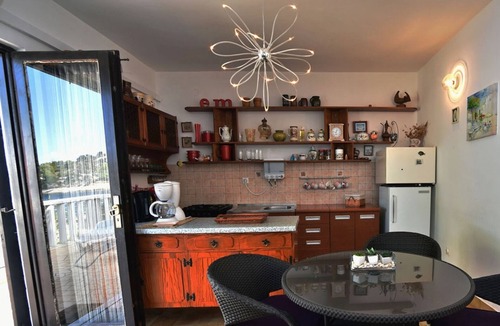 Rogac Apartment | Two bedroom apartment near beach Rogač, Šolta (A-16223-a)