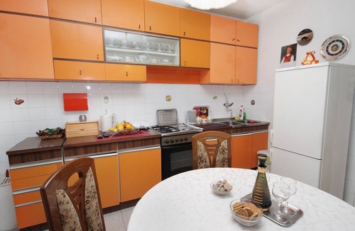 Jesenice Apartment | Two bedroom apartment with balcony Sumpetar, Omiš (A-5983-a)