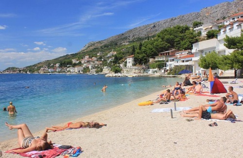 Jesenice Apartment | Two bedroom apartment with balcony Sumpetar, Omiš (A-5983-a)