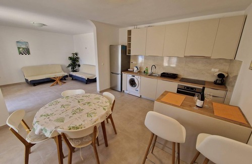 Cove Tri Zala (Zrnovo) Apartment | Two bedroom apartment with terrace and sea view Korčula (A-4349-e)
