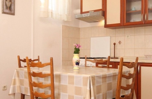 Kukljica Apartment | Two bedroom apartment with terrace Kukljica, Ugljan (A-8237-b)