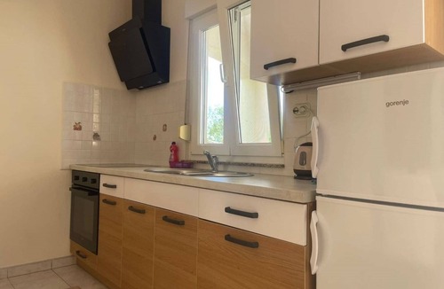 Lukoran Apartment | Two bedroom apartment with terrace Lukoran, Ugljan (A-20387-b)