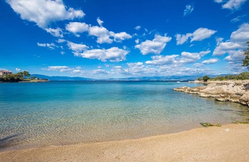Vantacici Apartment | Two bedroom apartment with balcony Vantačići, Krk (A-22765-a)