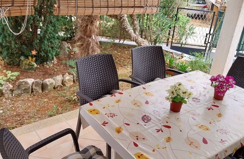 Bogovici Apartment | Two bedroom apartment with terrace Malinska (Krk) (A-23196-a)