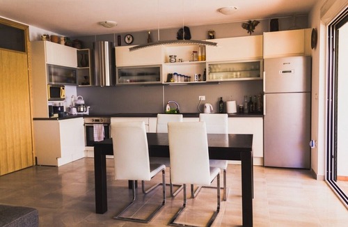 Omisalj Apartment | Two bedroom apartment near beach Omišalj, Krk (A-21946-a)
