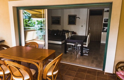 Omisalj Apartment | Two bedroom apartment near beach Omišalj, Krk (A-21946-a)