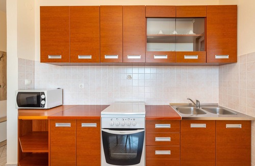 Posedarje Apartment | Two bedroom apartment with terrace and sea view Posedarje, Novigrad (A-6162-b)