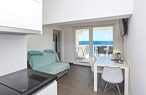 Rogoznica Apartment | Two bedroom apartment near beach Zečevo Rtić, Rogoznica (A-8366-b)