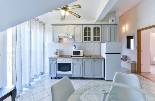 Privlaka Apartment | Two bedroom apartment with balcony Privlaka, Zadar (A-5762-a)