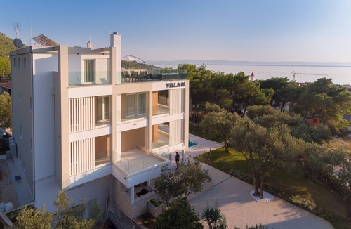 Promajna Apartment | Two bedroom apartment with terrace Promajna, Makarska (A-19144-c)