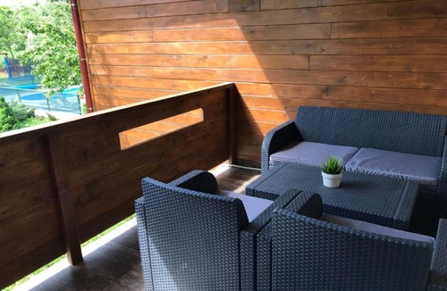 Rakovica Apartment | Two Bedroom Apartment and Balcony
