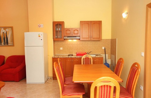 Rogoznica Apartment | Two bedroom apartment near beach Rogoznica (A-3198-b)