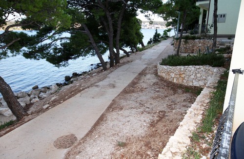 Rogoznica Apartment | Two bedroom apartment near beach Rogoznica (A-3198-a)