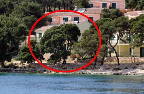 Rogoznica Apartment | Two bedroom apartment near beach Rogoznica (A-3199-c)