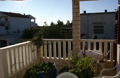 Rogoznica Apartment | Two bedroom apartment with terrace Rogoznica (A-4313-a)
