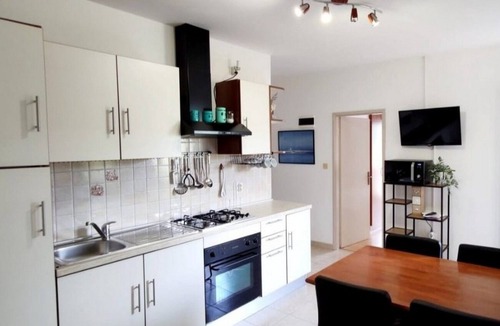 Brna Apartment | Two bedroom apartment with terrace and sea view Brna, Korčula (A-15730-b)