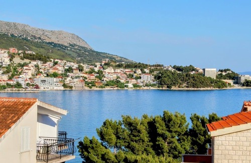 Stobrec Apartment | Two bedroom apartment with balcony and sea view Stobreč, Split (A-22838-a)