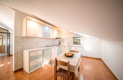 Vrsi Apartment | Two bedroom apartment near beach Vrsi - Mulo, Zadar (A-5848-a)