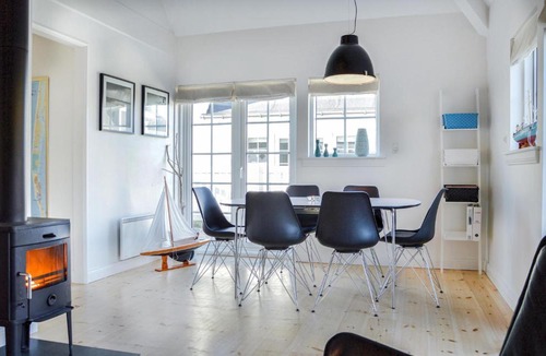 Sondervig Apartment | Two-Bedroom Apartment in Ringkobing