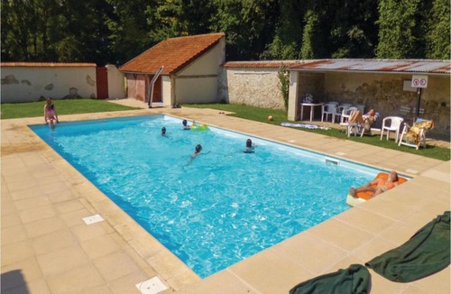 Ocquerre Apartment | Two-Bedroom Apartment in Ocquerre