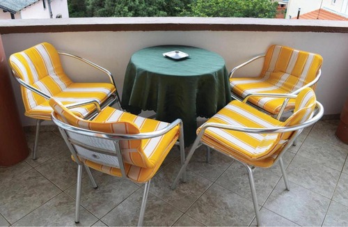 Petrcane Apartment | Two-Bedroom Apartment in Petrcane