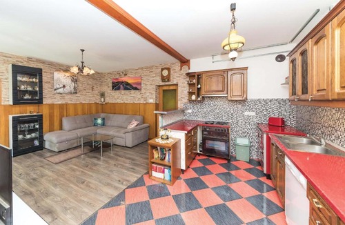 Kastel Stafilic Apartment | Two-Bedroom Apartment in Kastel Stafilic