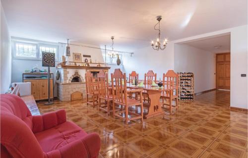 Vodnjan Apartment | Two-Bedroom Apartment In Vodnjan