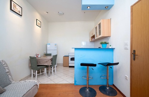 Bibinje Apartment | Two bedroom apartment near beach Bibinje, Zadar (A-5865-b)