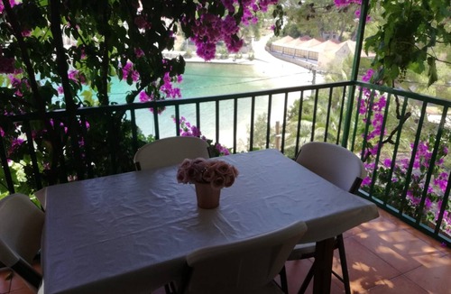 Rogac Apartment | Two bedroom apartment near beach Rogač (Šolta) (A-5166-c)