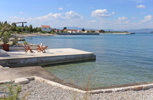 Drace Apartment | Two bedroom apartment near beach Drače, Pelješac (A-10130-a)
