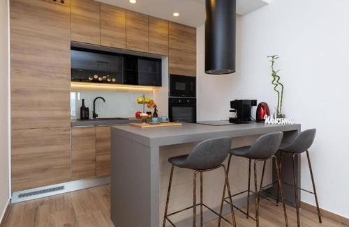 Medici Apartment | Two bedroom apartment near beach Medići, Omiš (A-25214-e)