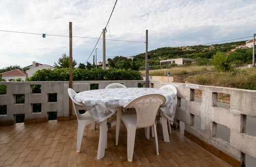 Stara Novalja Apartment | Two bedroom apartment near beach Stara Novalja (Pag) (A-4099-a)