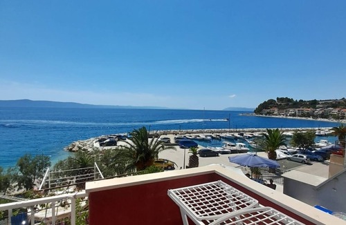 Podgora Apartment | Two bedroom apartment near beach Podgora, Makarska (A-2616-b)