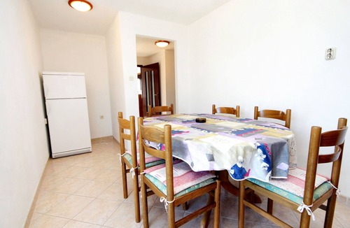 Kneza Apartment | Two bedroom apartment near beach Kneža, Korčula (A-9185-a)