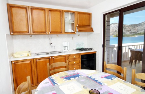 Kneza Apartment | Two bedroom apartment near beach Kneža, Korčula (A-9185-a)