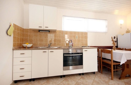 Podobuce Apartment | Two bedroom apartment near beach Podobuče, Pelješac (A-631-b)