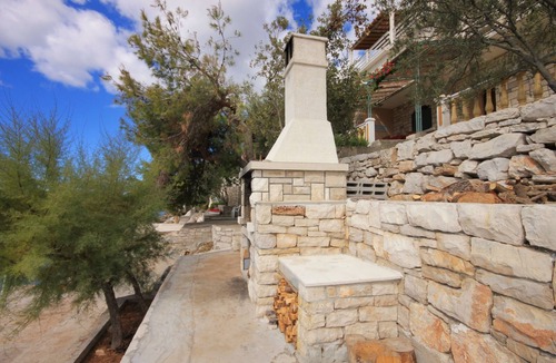 Blato Apartment | Two bedroom apartment near beach Karbuni (Korčula) (A-9308-b)