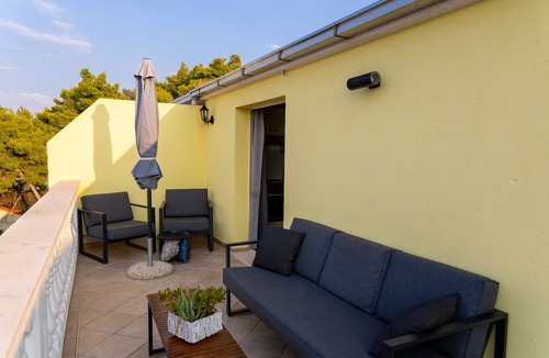 Prigradica Apartment | Two bedroom apartment near beach Prigradica, Korčula (A-544-c)