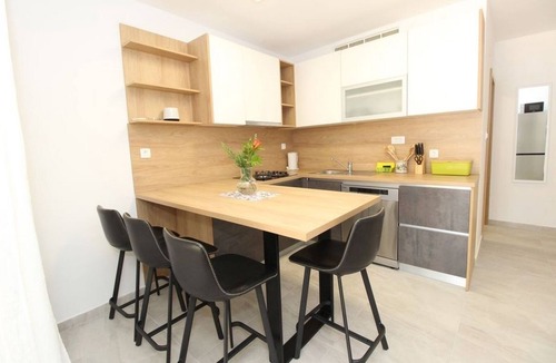 Kolan Apartment | Two bedroom apartment near beach Mandre (Pag) (A-6284-c)