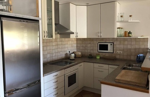 Tijesno Apartment | Two bedroom apartment near beach Tisno, Murter (A-14346-b)