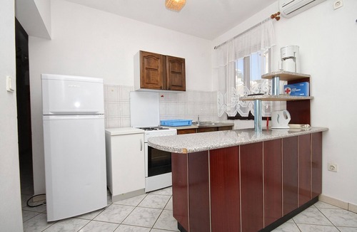 Zavalatica Apartment | Two bedroom apartment near beach Zavalatica, Korčula (A-9315-b)
