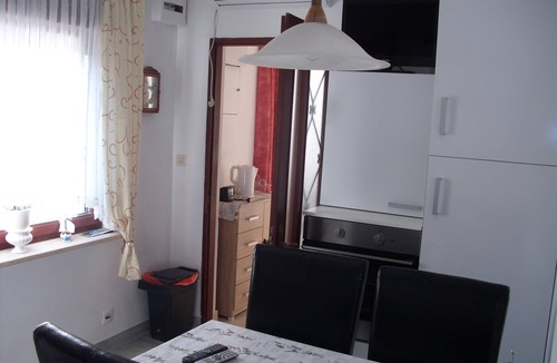 Zavalatica Apartment | Two bedroom apartment near beach Zavalatica, Korčula (A-9285-c)