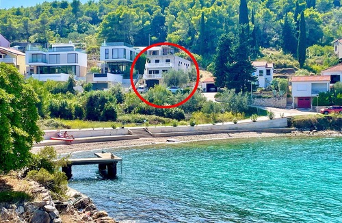 Kali Apartment | Two bedroom apartment near beach Kali, Ugljan (A-345-c)